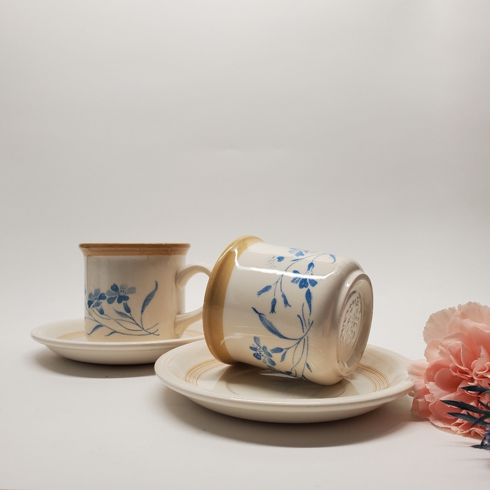 Vintage Mugs Set of 2 with Saucers,Biltons Ceramic